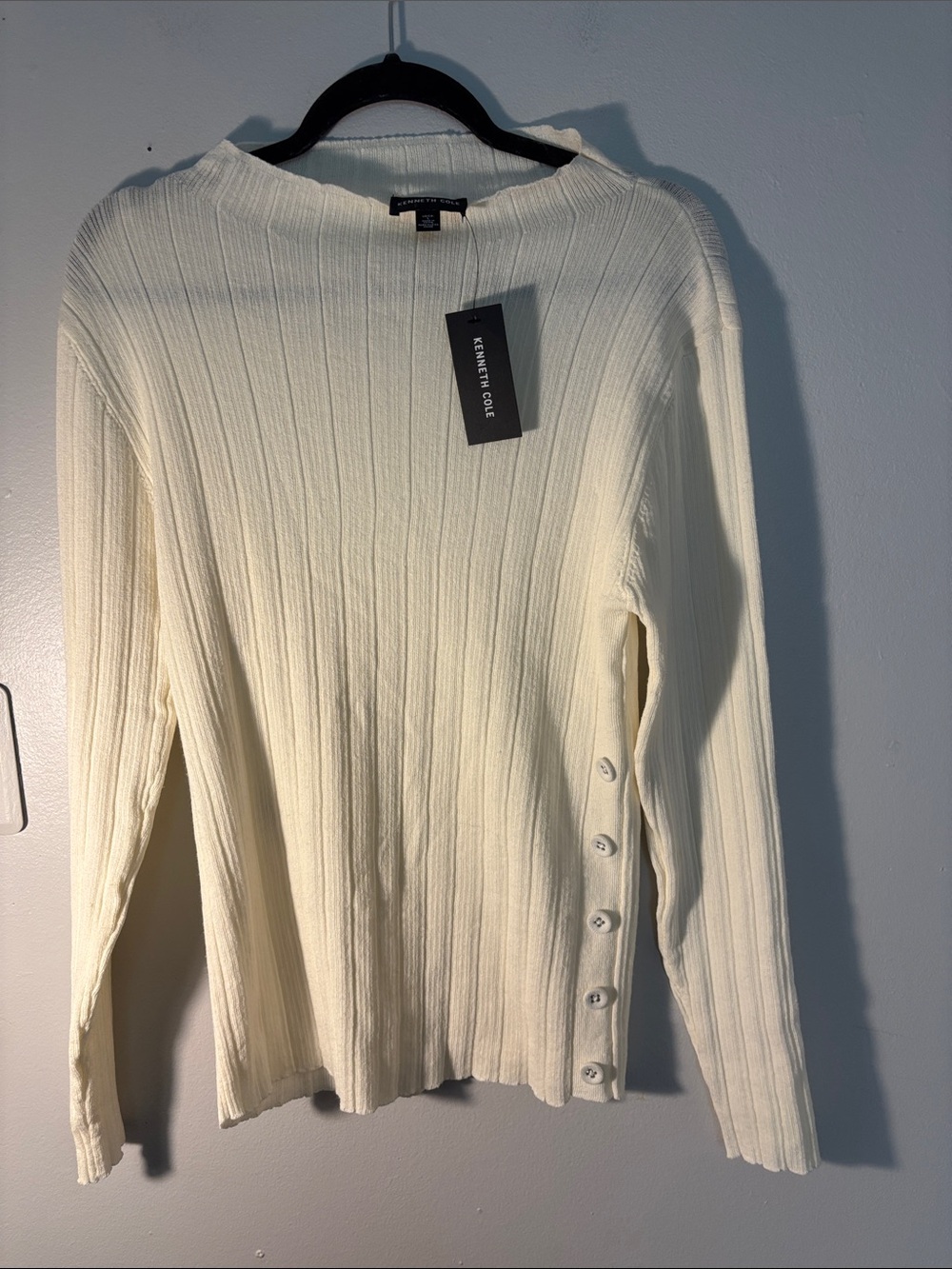 Kenneth Cole Cream Ribbed long sleeve Button-Side Crew neck Sweater BNWT